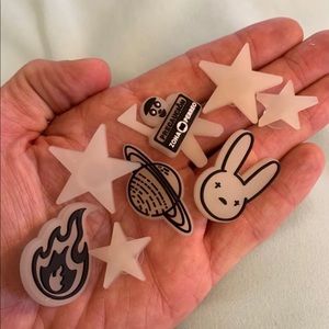 BAD BUNNY GLOW IN THE DARK JITBITZ